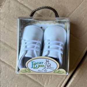 Baby Deer White Infant Prewalker Shoes with Laces
